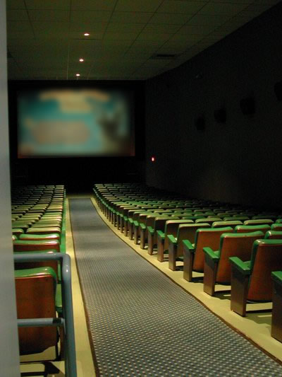 Showcase Cinemas Sterling Heights - Auditorium (newer photo)